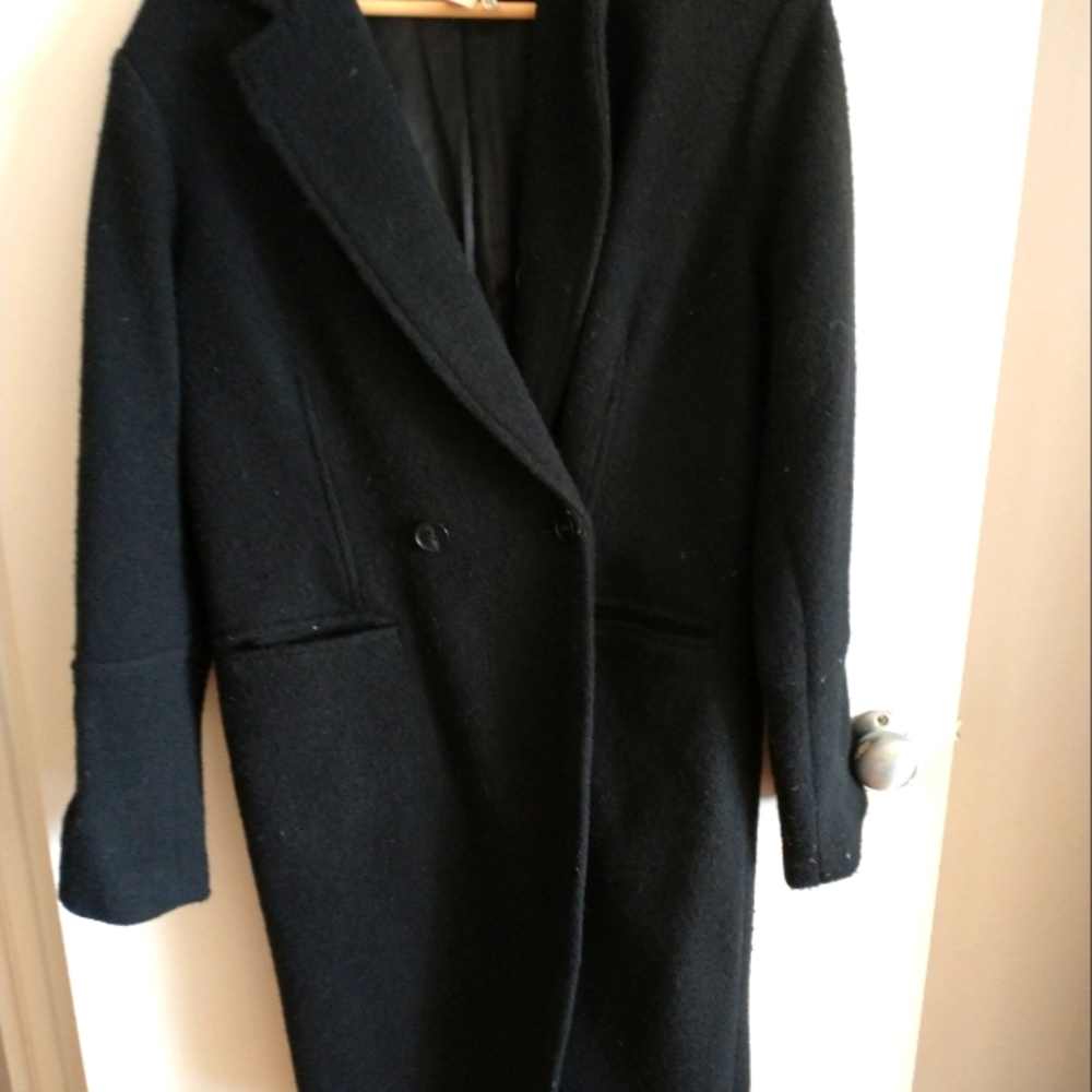 H &M Ladies black wool coat size 6